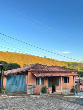 Casa Leela Canastra - Área externa e fogão a lenha